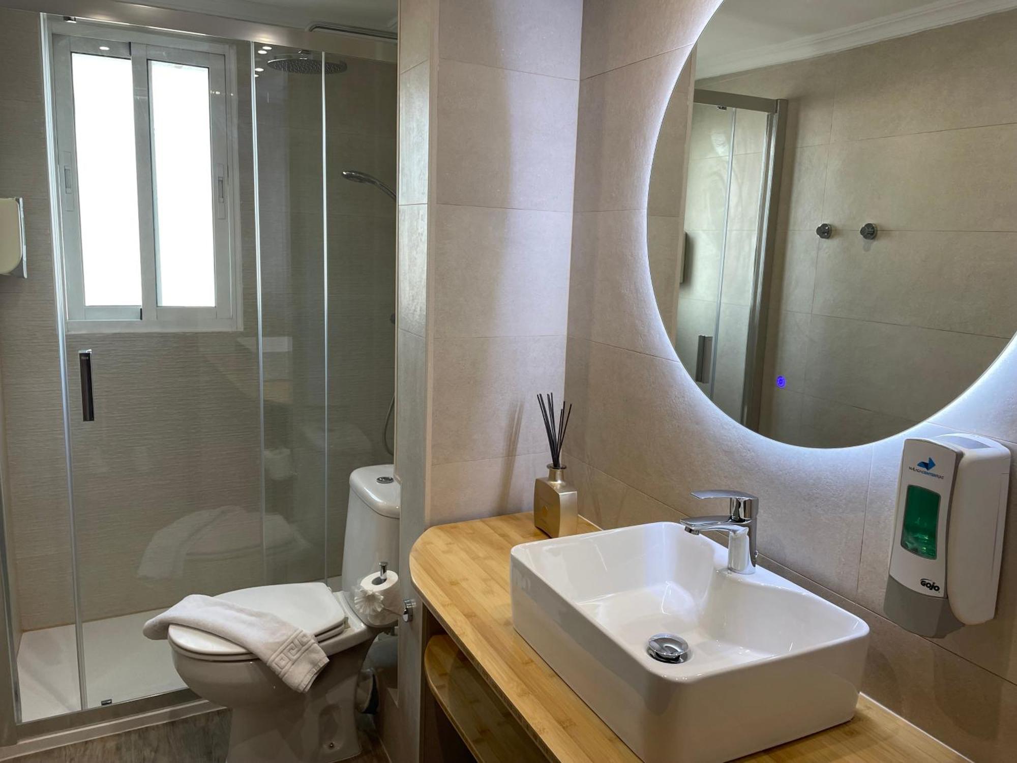 Ferienwohnung Malaga Center Flat Hospitality Exterior foto