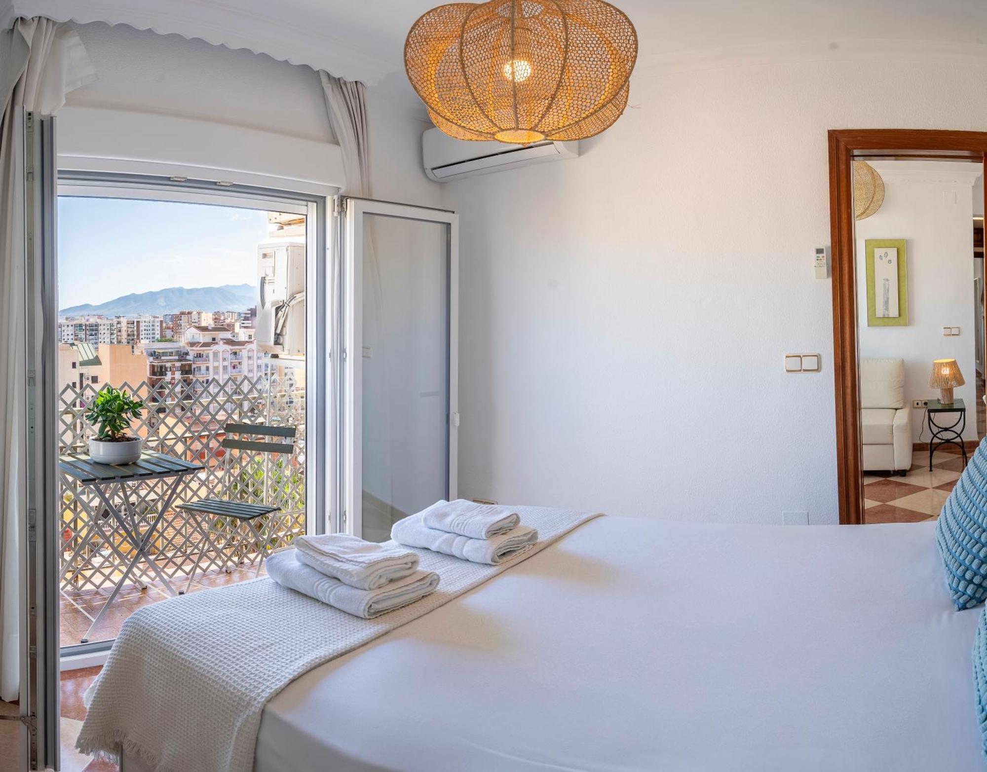 Ferienwohnung Malaga Center Flat Hospitality Exterior foto